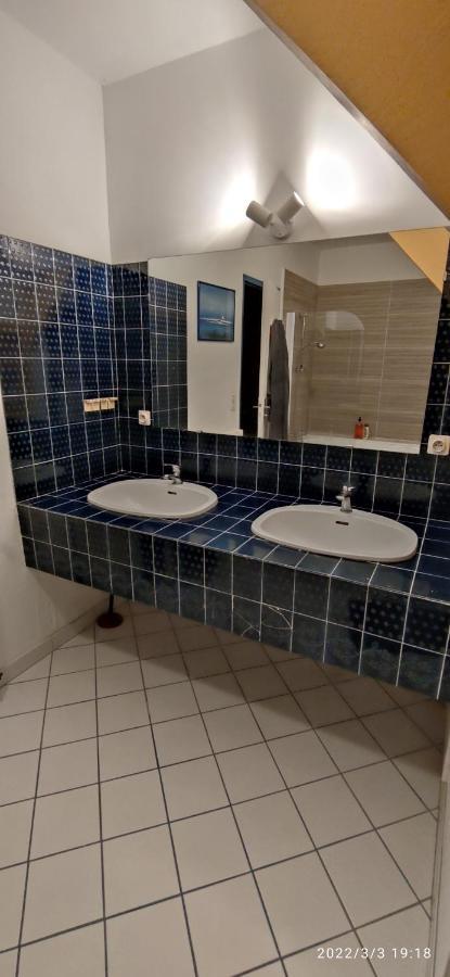 B&B En Plein Coeur De La Foret Artiguelouve Экстерьер фото